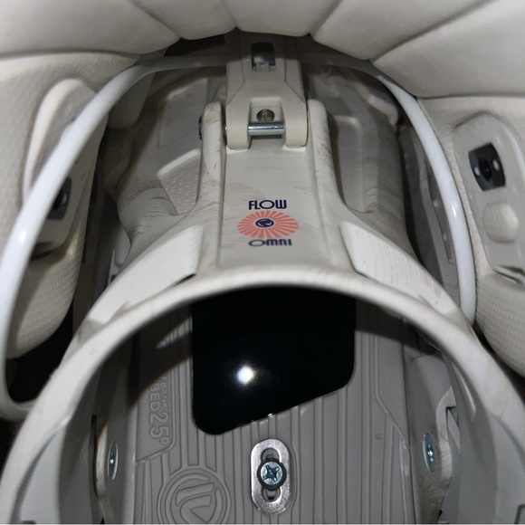 Flow Snowboard Bindings (OMNI) - Picture 5 of 16